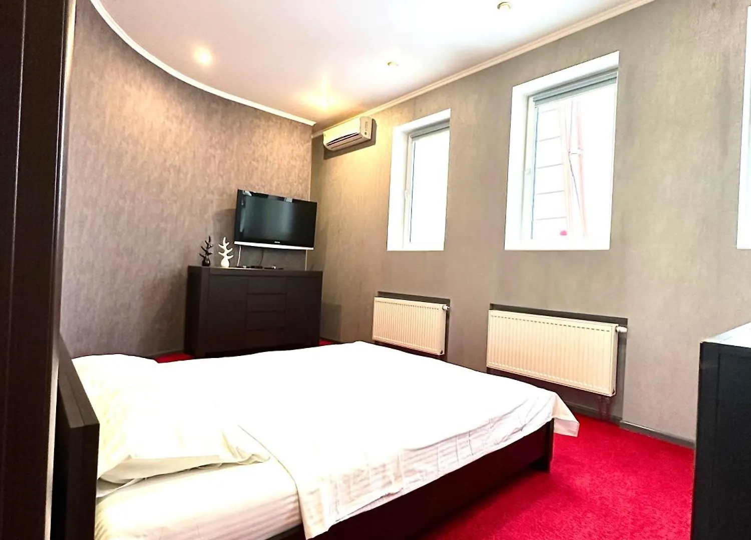 Penthouse Apartment Panoramic View Kiev Ukraine